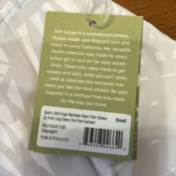 White Rashguard Long Sleeve Swimwear - Picture 2 of 5